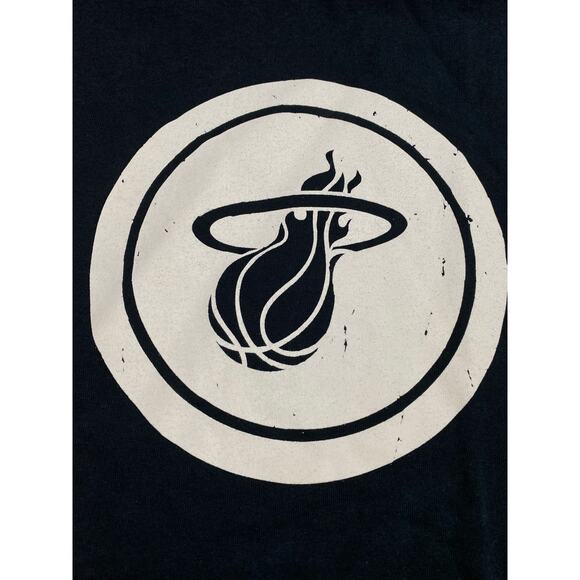 Bimbo Bakeries Bread T-Shirt XL Black Miami Heat NBA Style Funny Graphic Tee - Picture 9 of 10